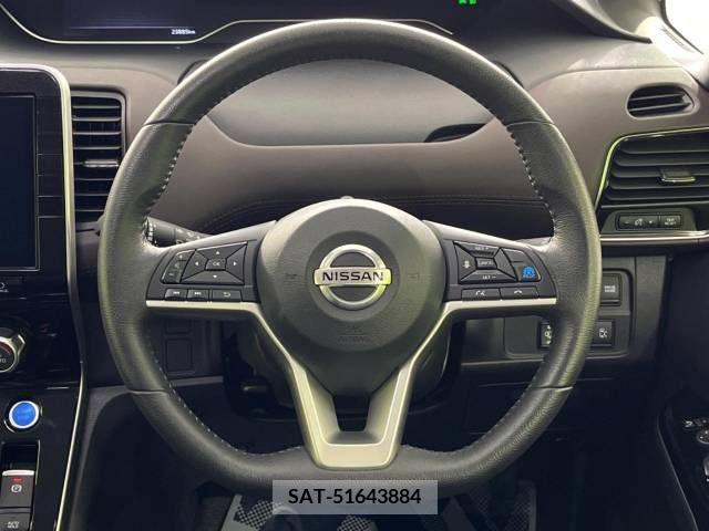 Nissan SERENA 2019-10 245209-12