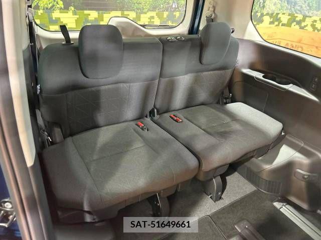 Nissan SERENA 2023-11 284272-11