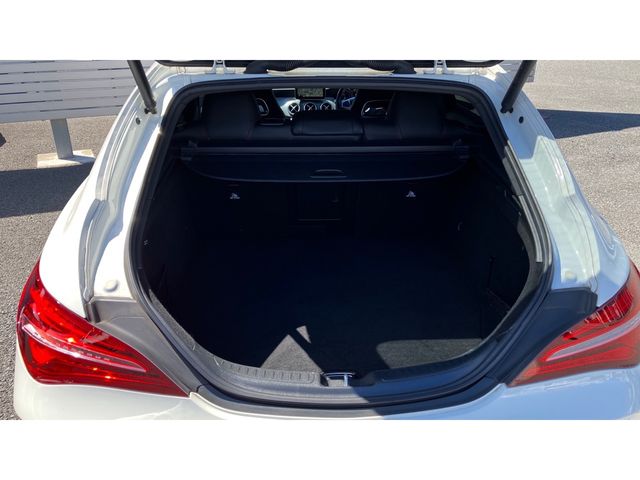 Mercedes Benz CLA-CLASS 2017-01 24107-7