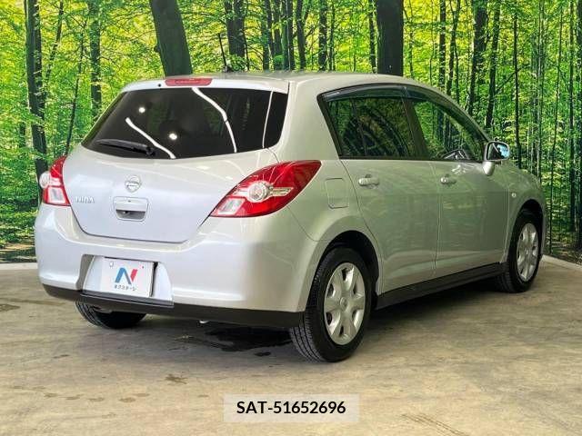 Nissan TIIDA 2012-01 385647-17