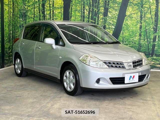 Nissan TIIDA 2012-01 385647-16