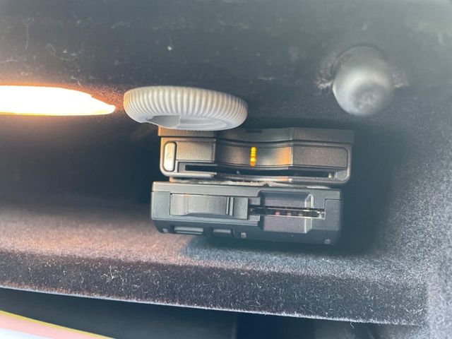 Mercedes Benz E-CLASS 2013-11 1834-29