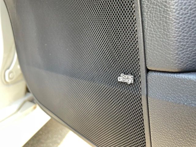 Mercedes Benz E-CLASS 2013-11 1834-21
