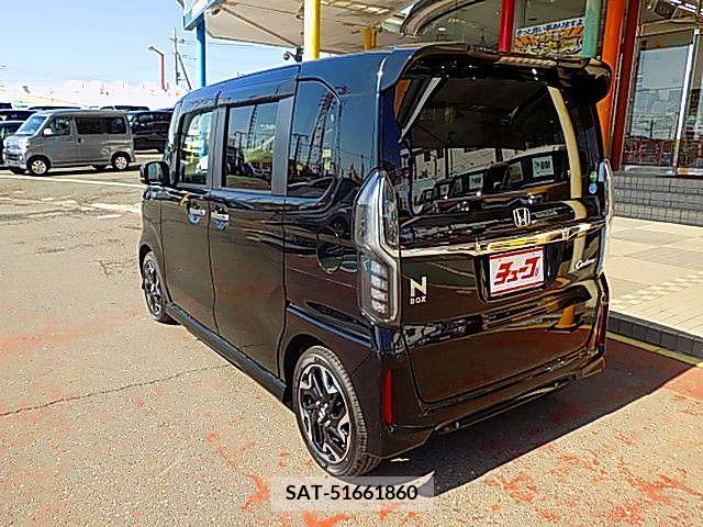 Honda N BOX CUSTOM 2017-12 215067-8