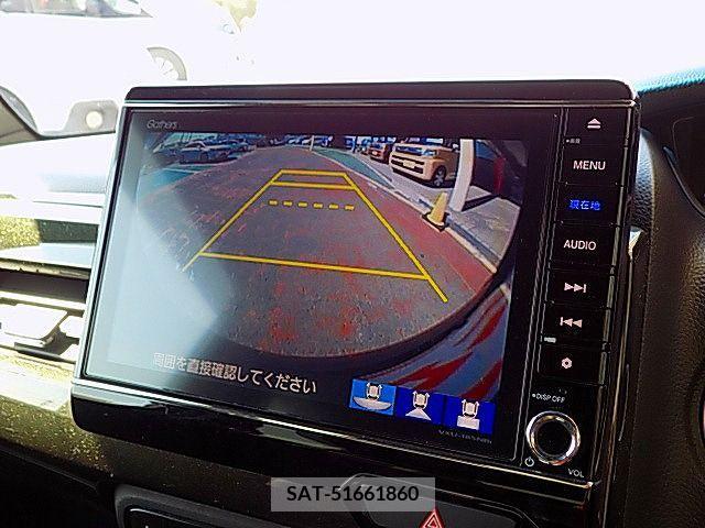 Honda N BOX CUSTOM 2017-12 215067-15