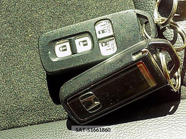 Honda N BOX CUSTOM 2017-12 215067-18