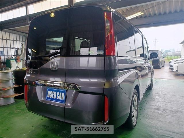Honda STEP WGN 2018-07 330470-2