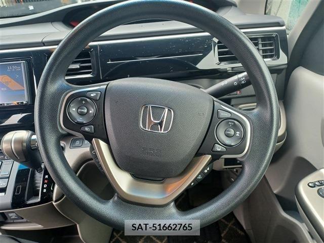 Honda STEP WGN 2018-07 330470-7