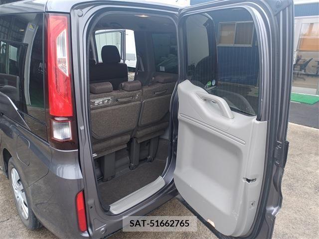 Honda STEP WGN 2018-07 330470-5