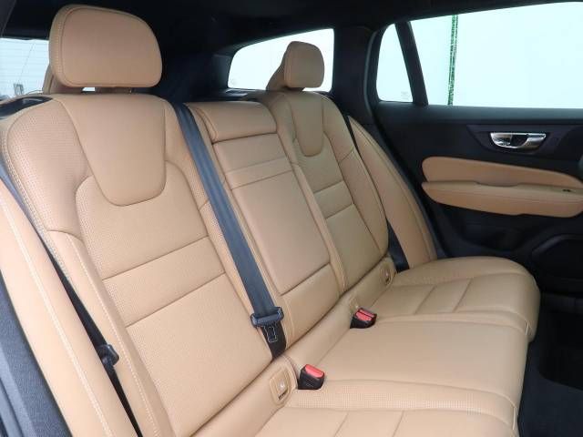 Volvo V60 2020-09 187017-13
