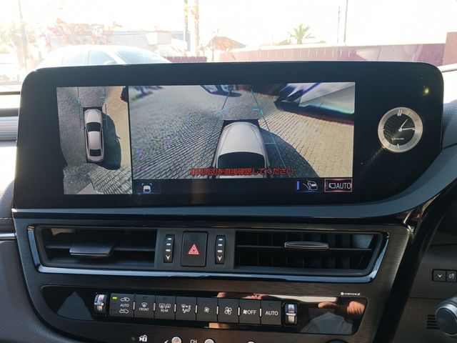 Lexus ES 2022-04 182302-18
