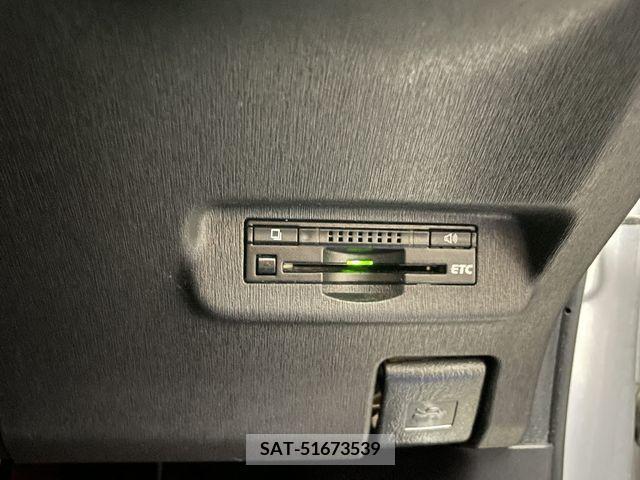 Toyota PRIUS 2015-04 282250-18