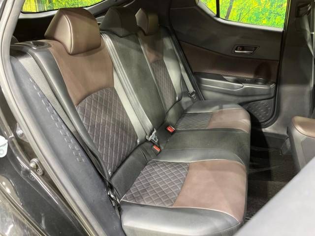 Toyota C-HR 2017-09 186402-9