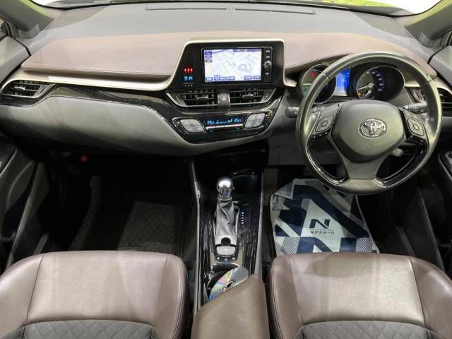Toyota C-HR 2017-09 186402-1