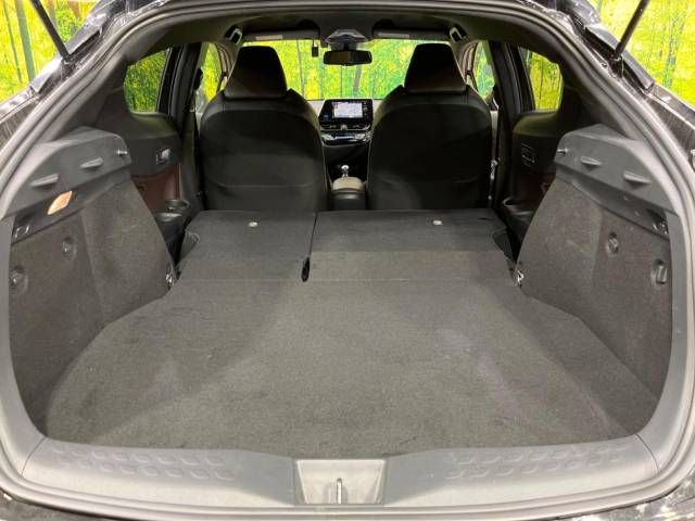 Toyota C-HR 2017-09 186402-10