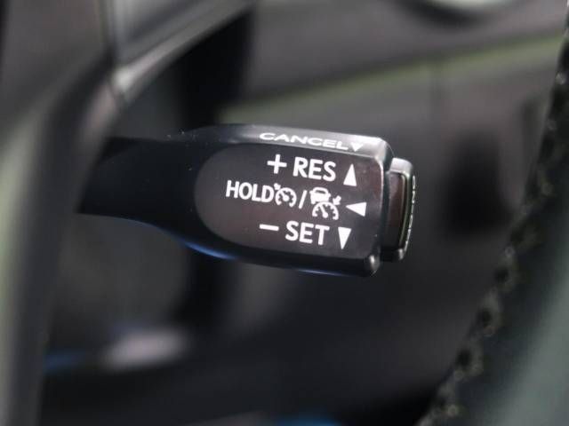 Toyota HARRIER HYBRID 2017-08 192357-7