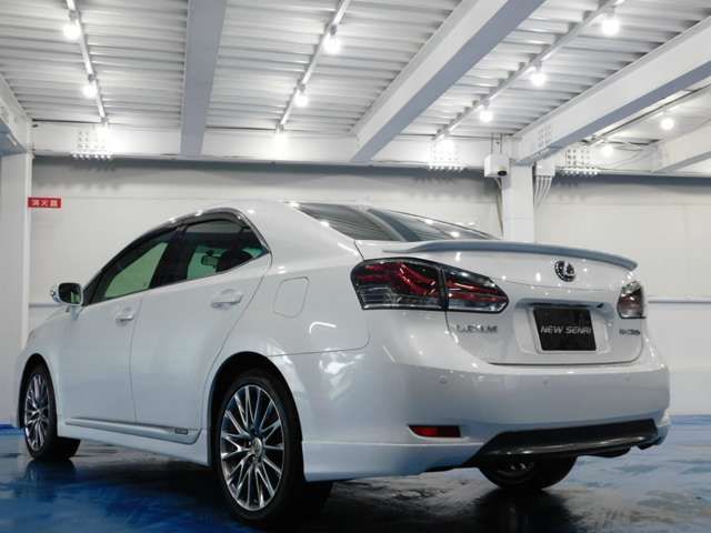 Lexus HS 2013-03 21615-2