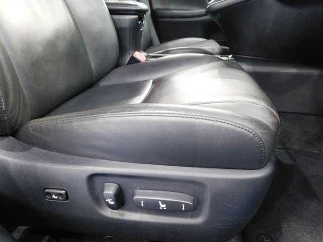 Lexus HS 2013-03 21615-8