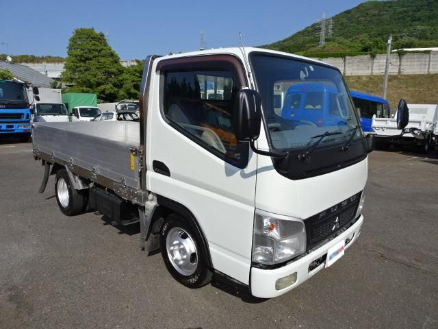 Mitsubishi CANTER GUTS 2010-11 189743-11