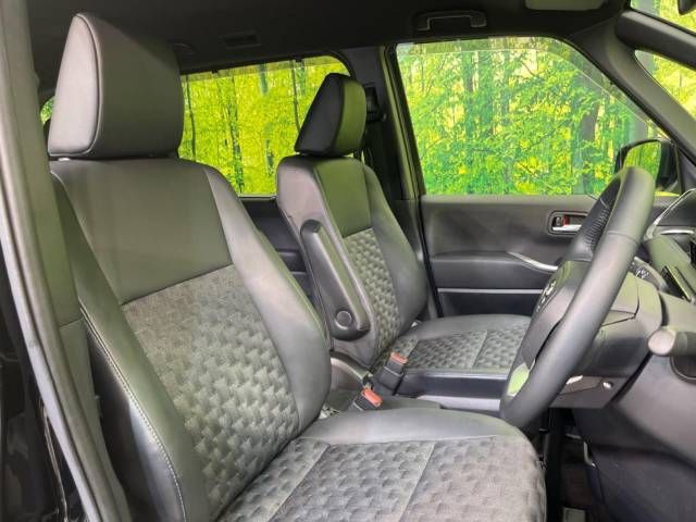 Toyota VOXY 2022-03 19942-8
