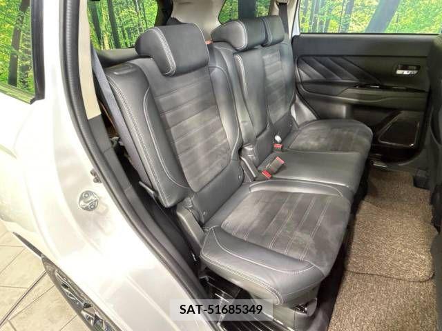 Mitsubishi OUTLANDER PHEV 2017-06 349425-11