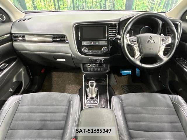 Mitsubishi OUTLANDER PHEV 2017-06 349425-1