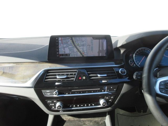 Bmw 5 SERIES 2018-07 25332-24