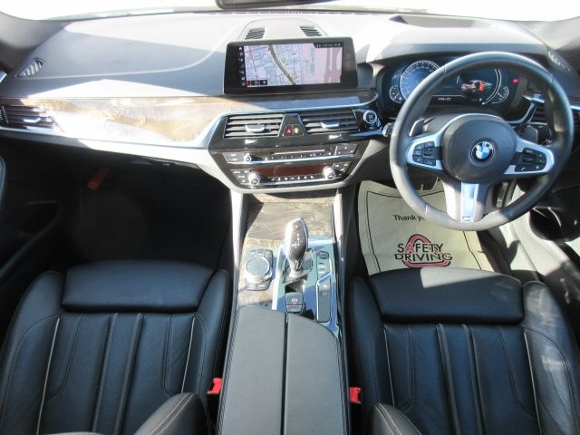 Bmw 5 SERIES 2018-07 25332-1