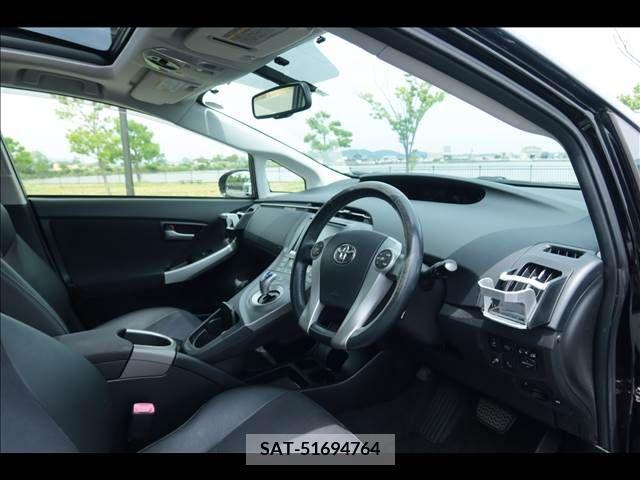 Toyota PRIUS 2012-09 255972-11