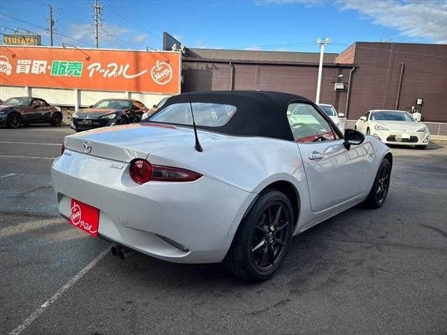 Mazda ROADSTER 2015-07 183778-4