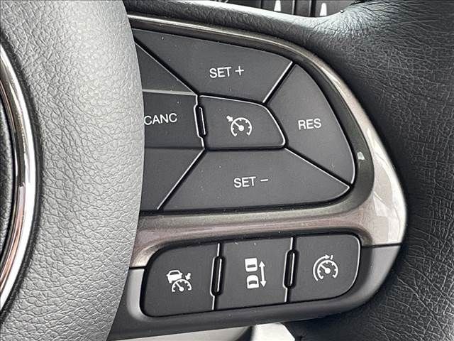 Jeep RENEGADE 2020-05 11514-5