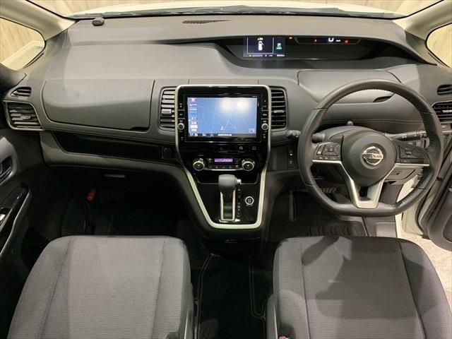 Nissan SERENA 2017-02 193888-18