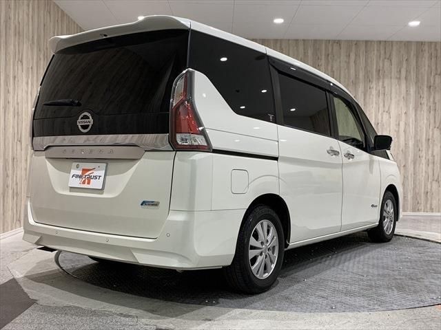 Nissan SERENA 2017-02 193888-4