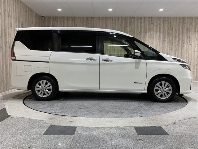 Nissan SERENA 2017-02 193888-3