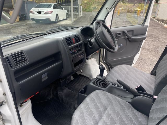 Suzuki CARRY TRUCK 2005-09 182353-9