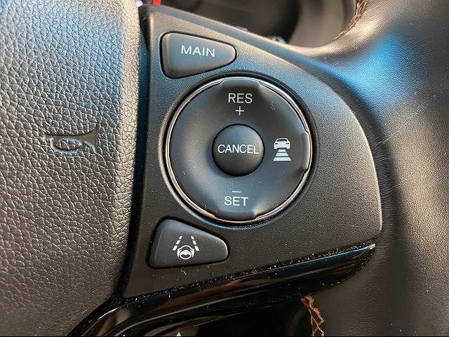 Honda VEZEL 2019-03 6181-4