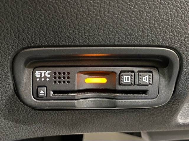 Honda VEZEL 2019-03 6181-7