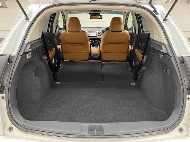 Honda VEZEL 2019-03 6181-10