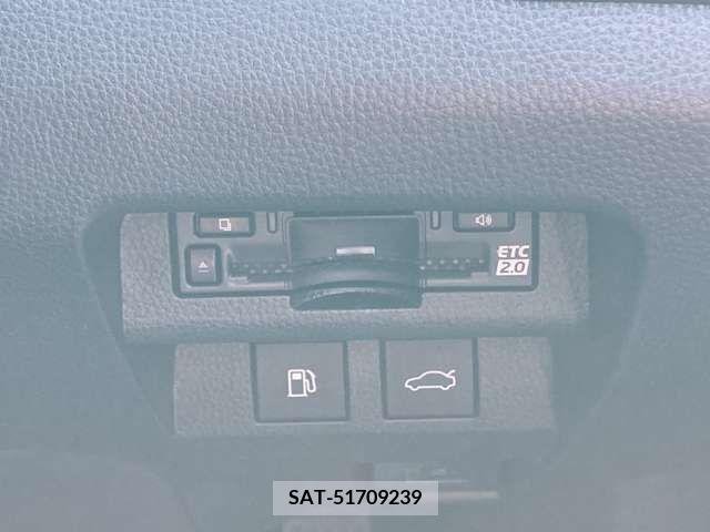 Toyota CROWN 2023-06 243165-19