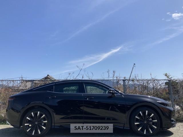 Toyota CROWN 2023-06 243165-6