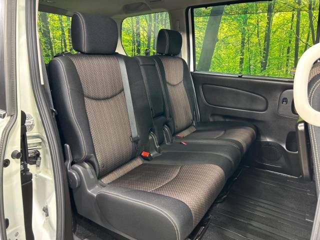 Nissan SERENA 2014-06 187905-9
