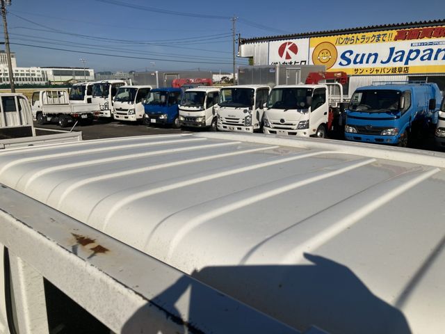 Toyota DYNA TRUCK 2010-10 194796-11