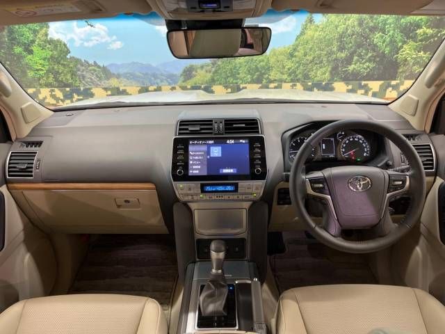 Toyota PRADO 2022-11 189011-1