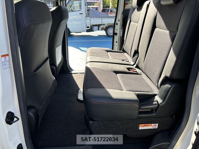 Toyota SIENTA 2018-06 285065-17
