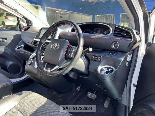 Toyota SIENTA 2018-06 285065-5