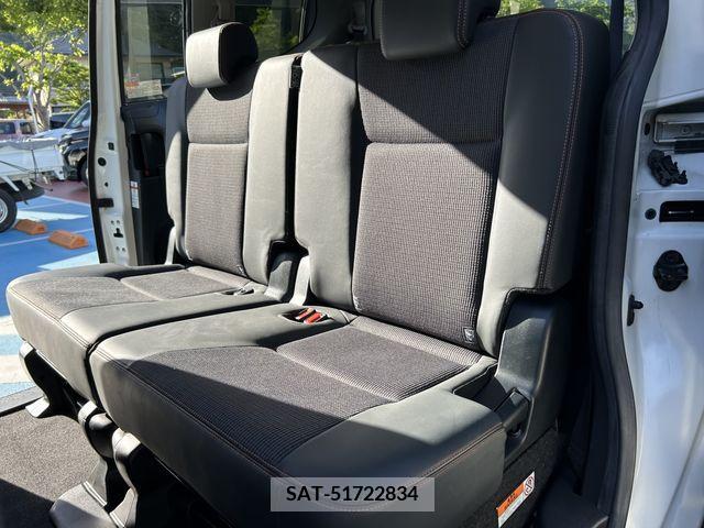 Toyota SIENTA 2018-06 285065-16