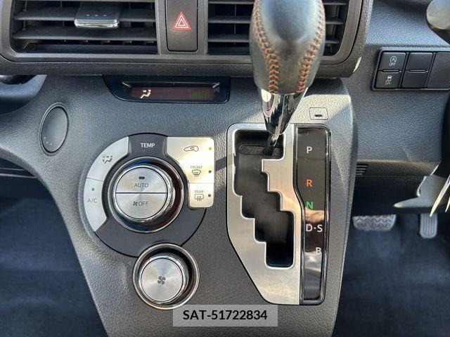 Toyota SIENTA 2018-06 285065-12