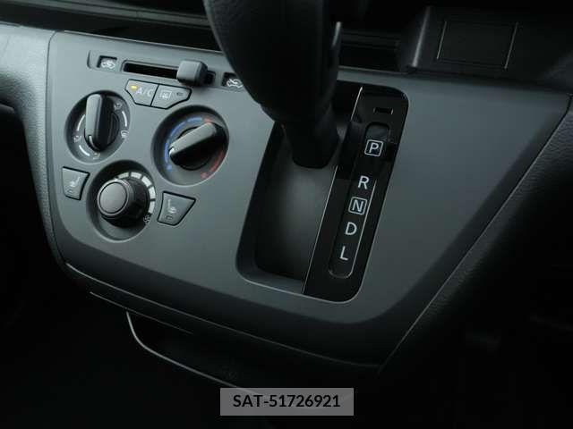 Mitsubishi EK X 2019-10 323994-15