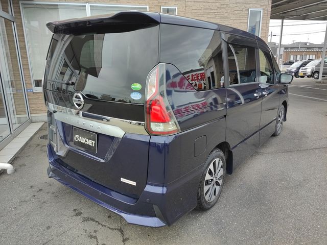 Nissan SERENA 2019-01 13153-1