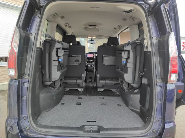Nissan SERENA 2019-01 13153-10